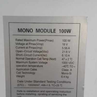 直销全新A级100瓦单晶太阳能电池板12V电瓶直冲100W出