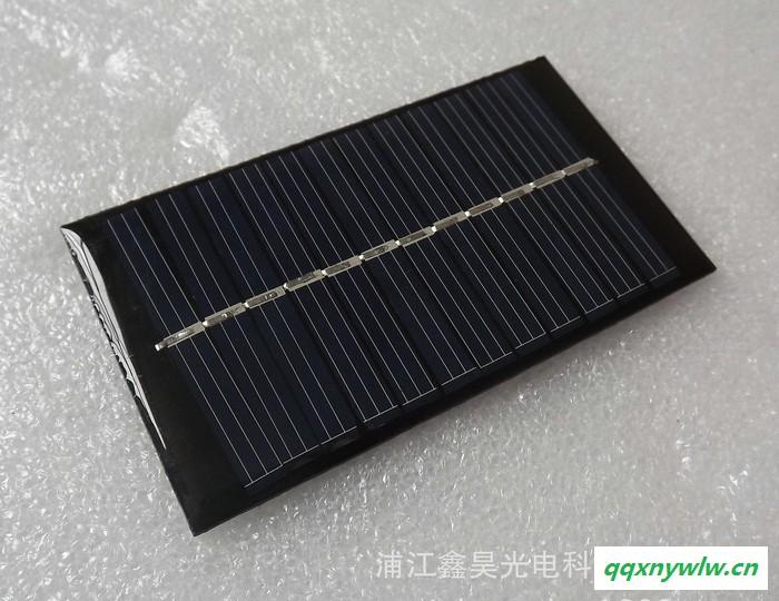 100*60mm 6V100ma 太阳能滴胶板 手机充电宝用